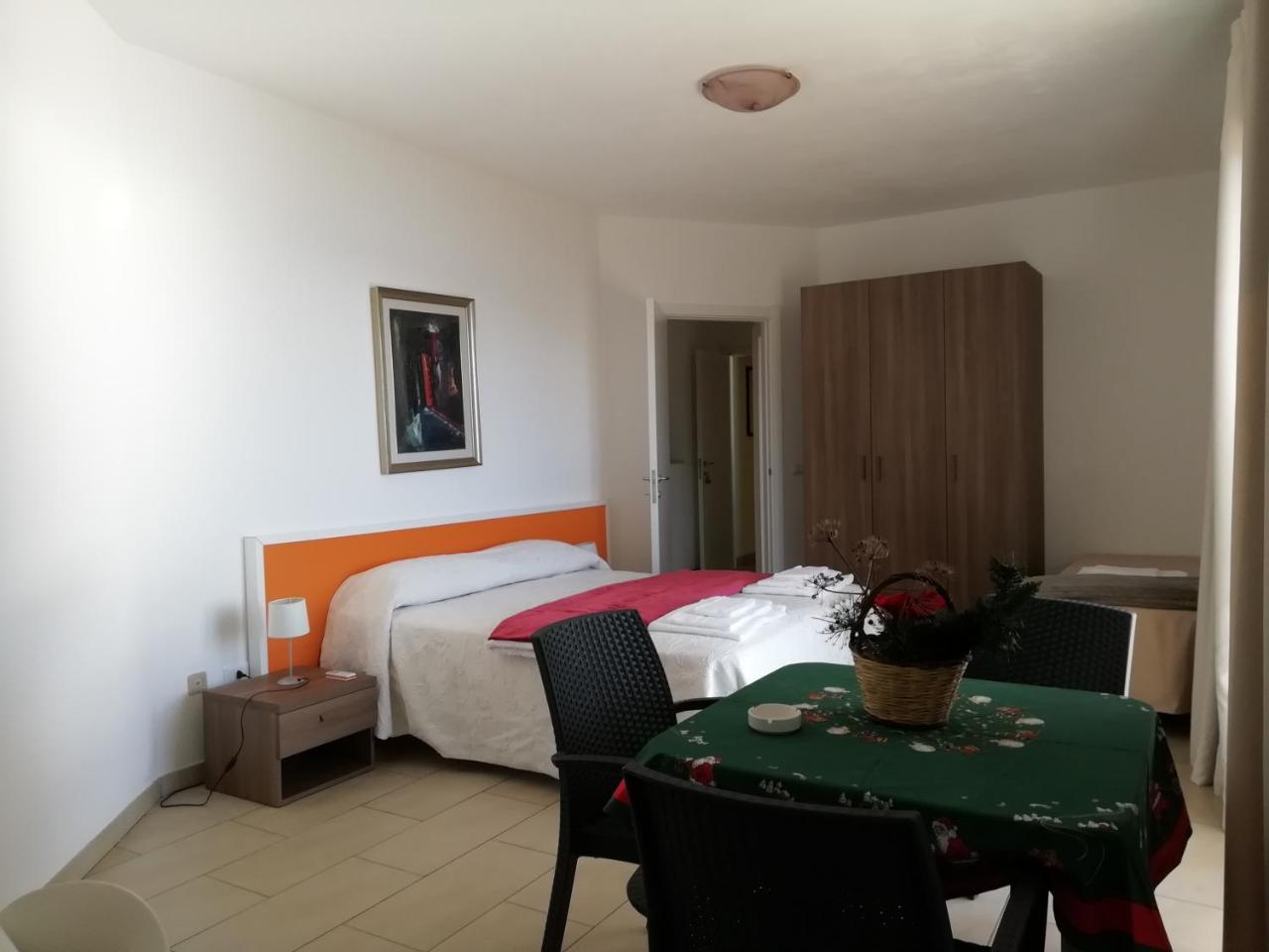 Bed and Breakfast La Nave Sul Mare Di Taormina Letojanni Exterior foto